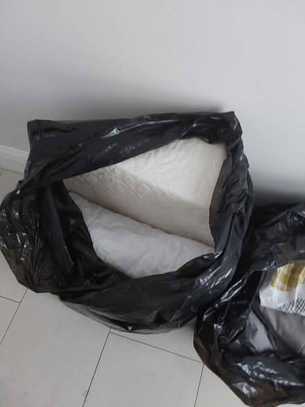 Photo of free Bed linen (Mottingham SE9) #2
