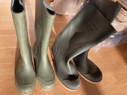 Photo of free 2 pairs of wellington boots (Kew TW9) #1