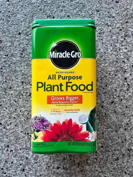 Photo of free GARDEN - Miracle Gro (Harbor Bay) #1
