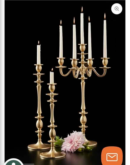 Photo of Classic literature decor (Crofton) #1