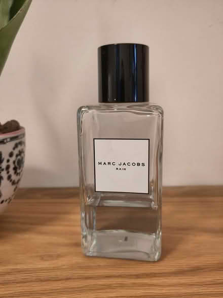 Photo of free Marc Jacobs - Rain 1/3 left (L1 Liverpool City Centre) #1