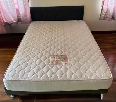 Photo of free Katil Queen dan tilam (Putrajaya) #1