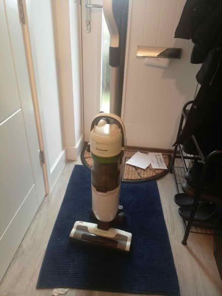 Photo of free Vacuum cleaner (M31 4TR) #3