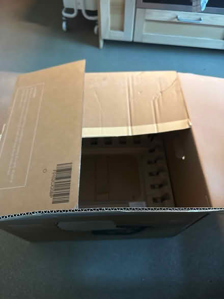 Photo of free Big strong crdbd box 56w 51l 36h (Upper Norwood SE19) #1