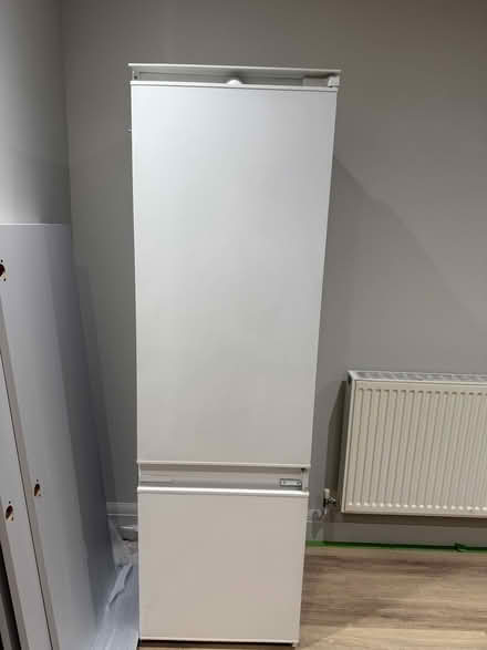 Photo of free Bosch Integrated Fridge Freezer (Chipstead CR5) #1