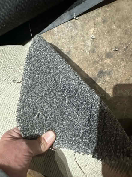 Photo of free Carpet 2 grey 1 brown (Se6 2ha) #1