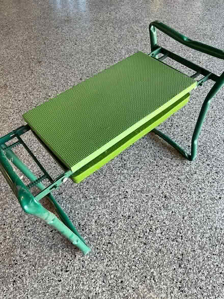 Photo of free GARDEN - kneel or seat rest (Harbor Bay) #1