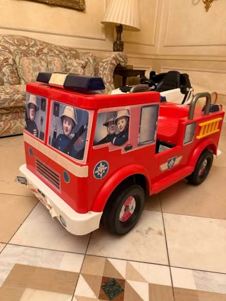 Photo of free Battery run toy cars (KT2 7HU) #2