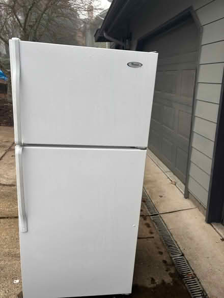 Photo of free Older Whirlpool Frig (Southwest Eugene) #1