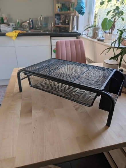 Photo of free Monitor support (Islington N1) #1