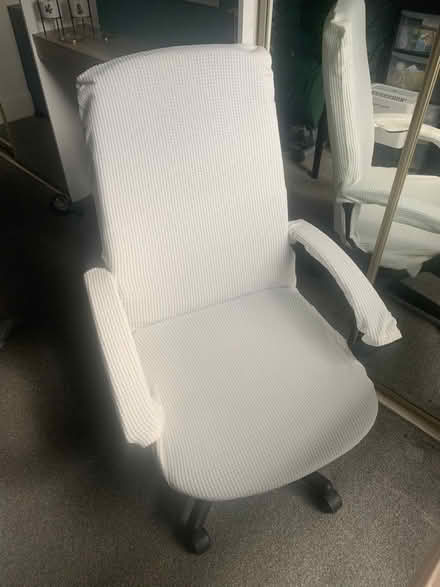 Photo of free Desk chair (Merseyside CH62) #1