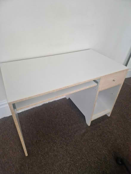 Photo of free Desk (Southport PR8) #2