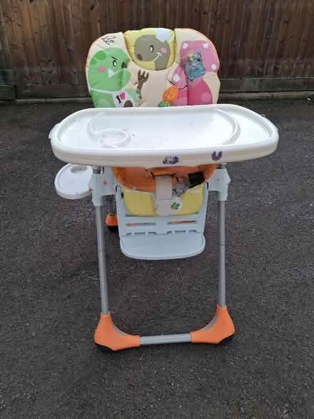 Photo of free Shoe rack,baby feeding chair (Phippsville) #2