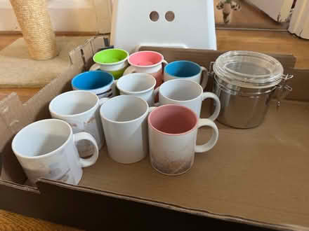 Photo of free Mugs, sippy cups and tea storage container (Brookman's Park AL9) #1