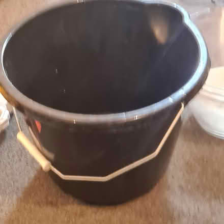 Photo of free Bucket (TW7) #2