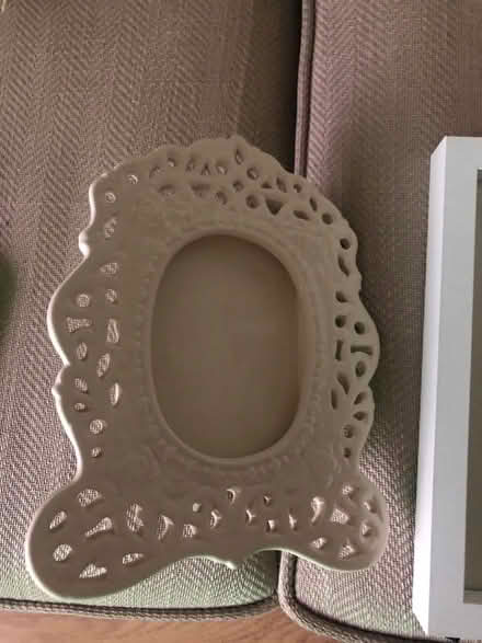 Photo of free 3 photo frames (UB5 6TX) #3