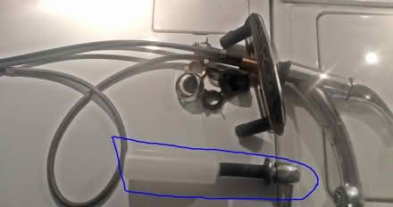 Photo of free kitchen faucet for handyman (Britannia) #2