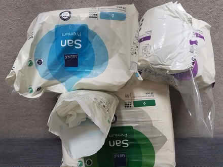 Photo of free ABENA incontinence pads Sizes 5 & 6 & 9 (Kendal LA9) #1