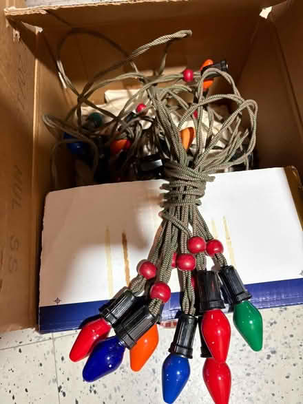 Photo of free Old Time Xmas Lights 5, 6 strands (63105 near Forest Park) #3