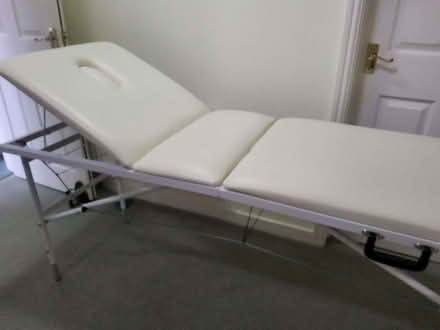 Photo of free Beautician table (Langford Village OX26) #2