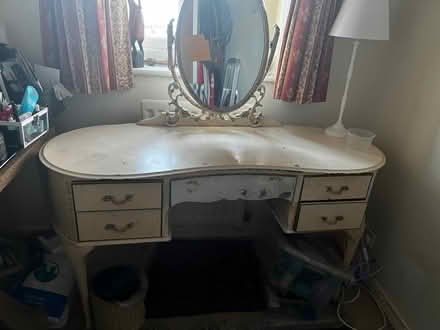 Photo of free Cream Louis styles dressing table (Hockley Heath B94) #1