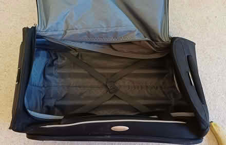 Photo of free Large wheeled Samsonite luggage bag (IP4) #2