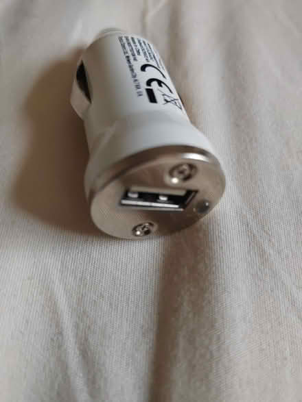 Photo of free USB car charger (Risinghurst OX3) #1