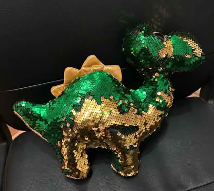 Photo of free ‘Glitzie’ Dinosaur toy (Halewood L26) #1
