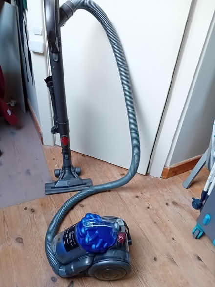 Photo of free Dyson vacuum cleaner (Dublin 8) #1