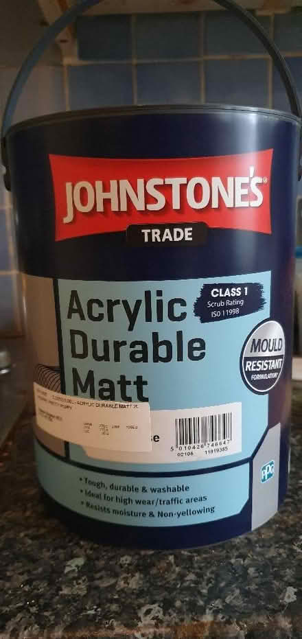 Photo of free New 5 litre red wall paint (Hartington Road BN2) #1