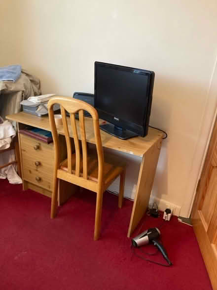 Photo of free Computer desk (Blanchardstown) #1