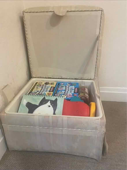 Photo of free 2 seater Sofa & poufee (EX3) #4