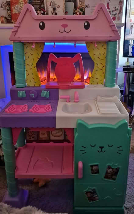Photo of free Gabbys dolls house Kitchen (Tooting SW17) #1