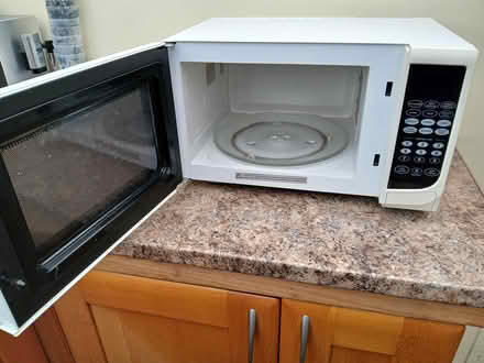 Photo of free Microwave (PL15 Boyton, Launceston) #3