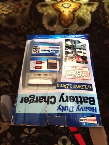 Photo of free 6V/12V 12W Car Battery Charger (Parkfield WV4) #1