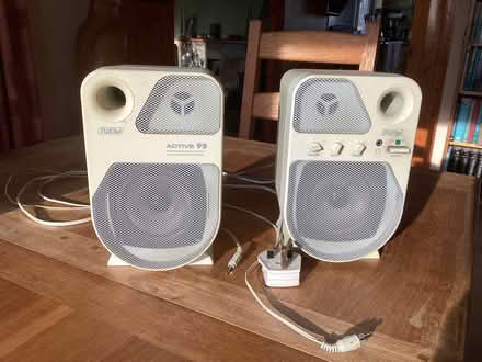 Photo of free Speakers (Llanyre LD1) #1