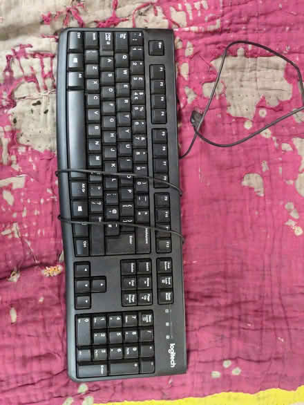 Photo of free Logitech computer keyboard (Halton LA2) #1