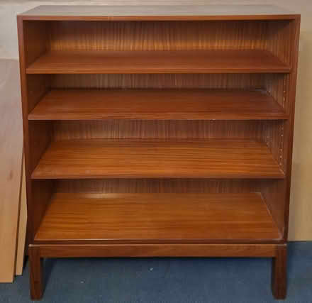 Photo of free Bookcase - very solid, with 3 adjustable shelves (Temple Street OX4) #1