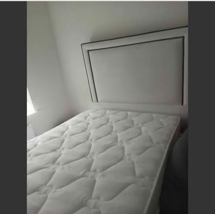 Photo of free Queen size bed (BL1) #1