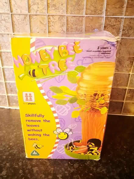 Photo of free Honey Bee kerplunk type game (Morden SM4) #1