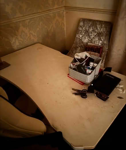 Photo of free Pc desk or for consoles (Hala LA1) #1