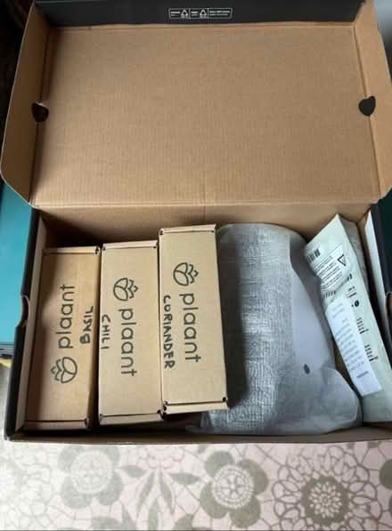 Photo of free Plannt Growing Herbs (TW7) #2