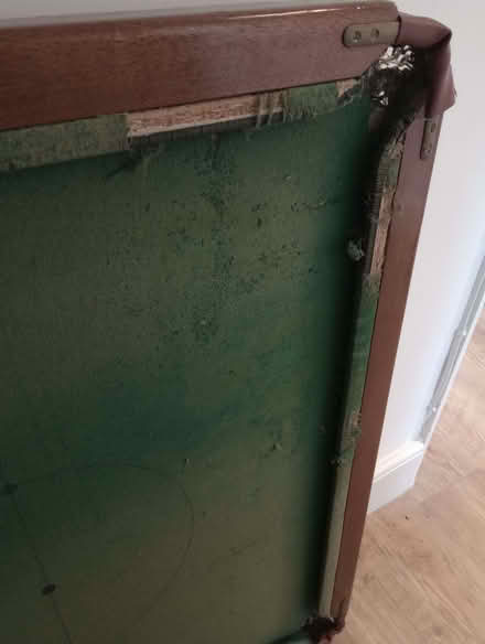 Photo of free Quarter size snooker table (Central Reading RG1) #2