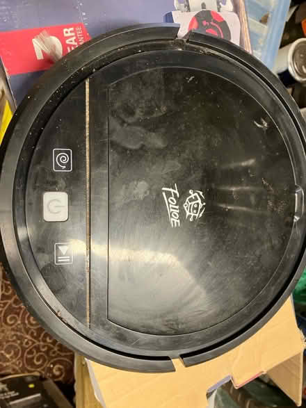 Photo of free Robot vacuum, slight fault (Morden SM4) #1