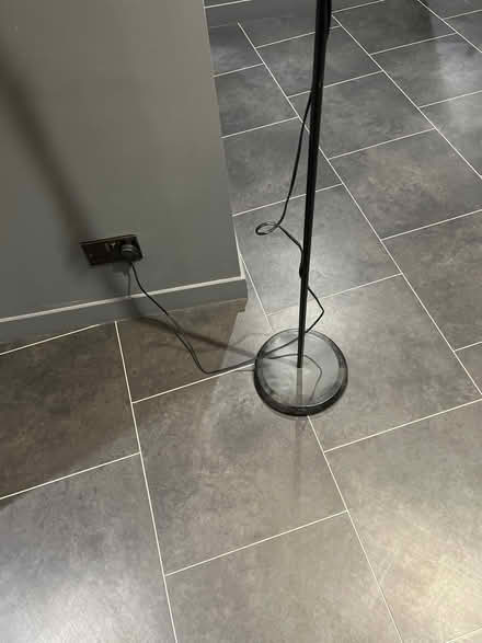 Photo of free tall floor lamp (Gorgie EH11) #3