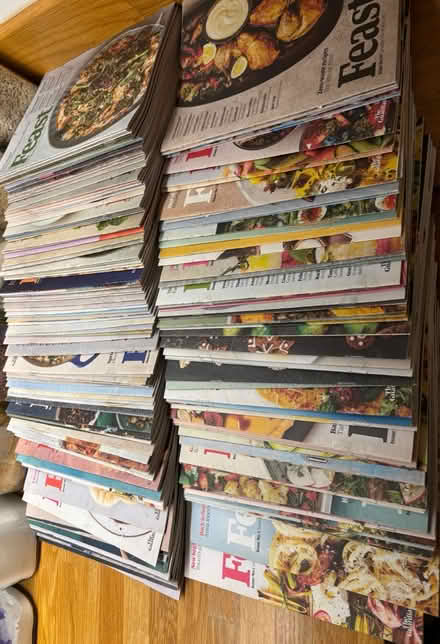 Photo of free Guardian ‘Feast’ recipe magazines (Batchwood AL3) #1