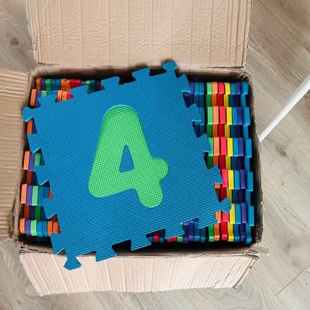 Photo of free Alphabet letter mat (Morden SM4) #1