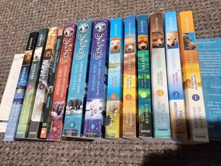 Photo of free Seekers Erin Hunter Books series (Leith Links EH6) #2