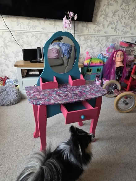 Photo of free Small child's dressing table (Strood ME2) #3