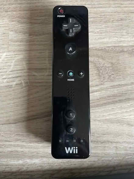 Photo of Wii controller (TR13) #1